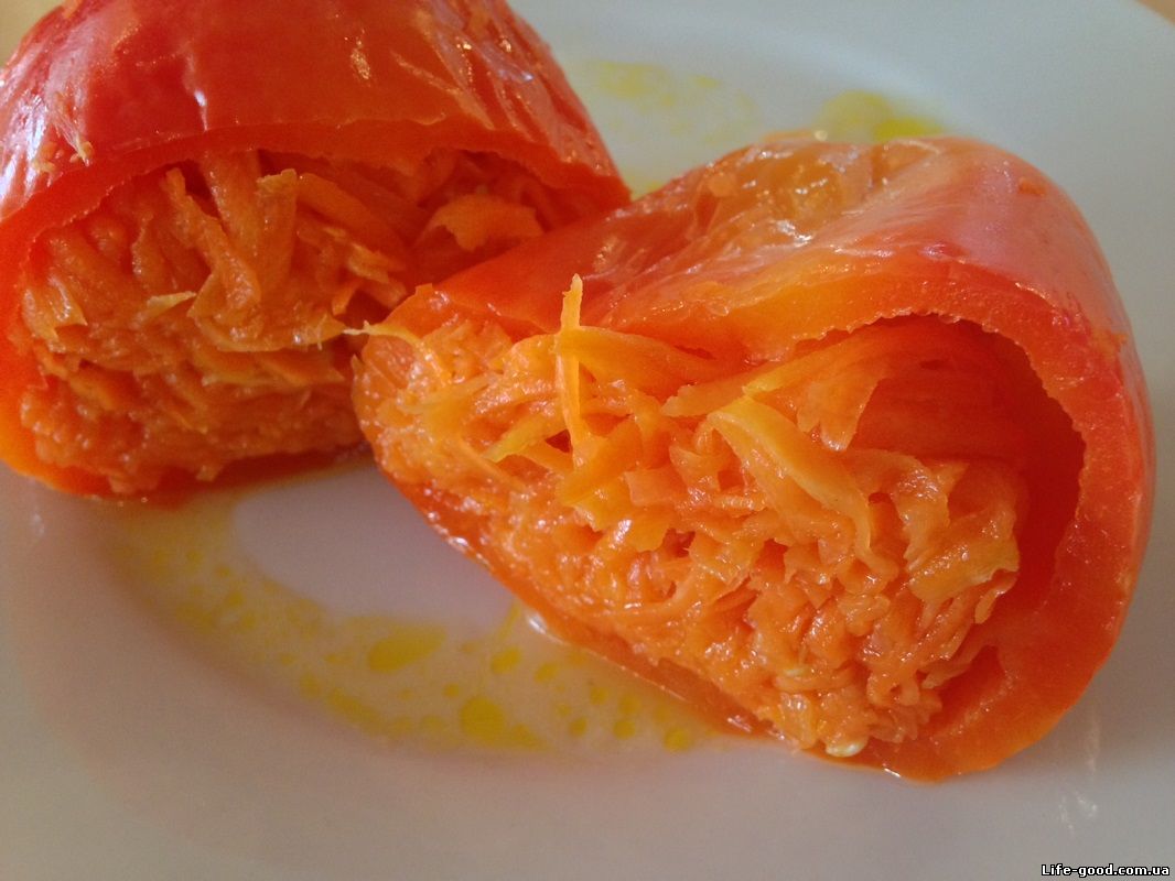 Перец маринованный морковью